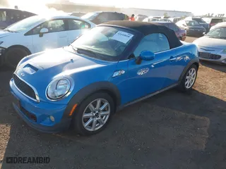 2013 MINI Cooper Roadster S with VIN WMWSY3C58DT565849, listed as a IAAI auction lot 41644818 with NaN miles. Bid and sale history available at carsss.com. Image 17.