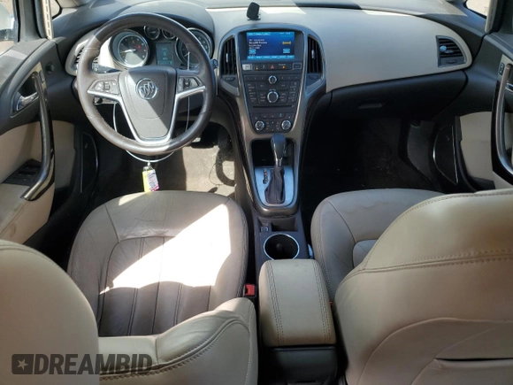 2015 Buick Verano Group z VIN 1G4PS5SK0F4183790, wystawiony jako Copart lot #47796315 z przebiegiem 108 390 mil mil oraz Szkoda całkowita • Salvage title. Historia ofert i sprzedaży dostępna na DreamBid. Obrazek 8.