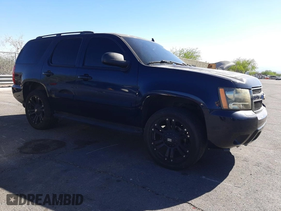 2008 Chevrolet Tahoe LS z VIN 1GNFC13C08R165865, wystawiony jako Copart lot #58601235 z przebiegiem 173 735 mil mil oraz Czysty tytuł • Clean title. Historia ofert i sprzedaży dostępna na DreamBid. Obrazek 4.