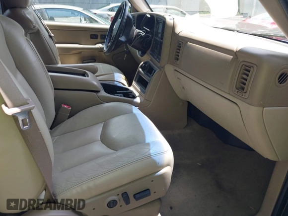 2006 Chevrolet Tahoe Z71 with VIN 1GNEK13ZX6R112090, listed as a IAAI auction lot 42648859 with 171,239 mi miles and . Bid and sale history available at DreamBid. Image 5.