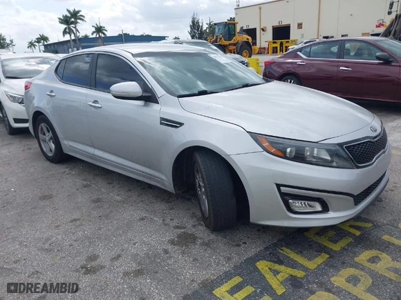2015 Kia Optima LX with VIN 5XXGM4A7XFG452440, listed as a IAAI auction lot 41917552 with 68,470 mi miles. Bid and sale history available at carsss.com. Image 1.