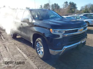 2024 Chevrolet Silverado 1500 LT with VIN 1GCPDKEK1RZ203156, listed as a IAAI auction lot 41829140 with 21,544 mi miles. Bid and sale history available at carsss.com. Image 1.
