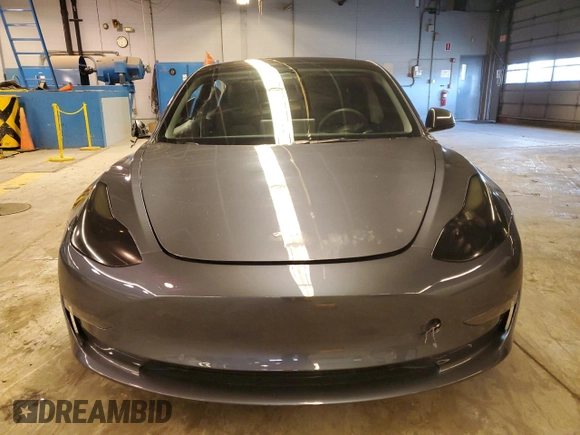 2022 Tesla Model 3 z VIN 5YJ3E1EAXNF313989, wystawiony jako Copart lot #88564835 z przebiegiem 35 407 mil mil oraz Szkoda całkowita • Salvage title. Historia ofert i sprzedaży dostępna na DreamBid. Obrazek 5.
