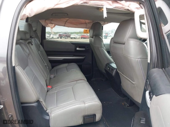 2016 Toyota Tundra 4WD Truck LTD with VIN 5TFHW5F19GX490700, listed as a IAAI auction lot 41958974 with 252,002 mi miles. Bid and sale history available at carsss.com. Image 8.