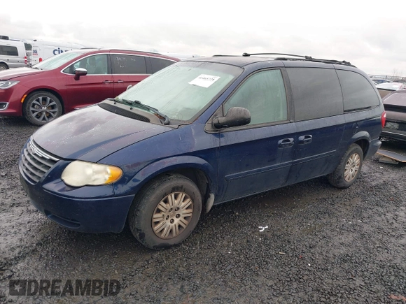 2006 Chrysler Town & Country LX with VIN 2A4GP44R46R800898, listed as a IAAI auction lot 41465720 with 215,423 mi miles and . Bid and sale history available at DreamBid. Image 17.