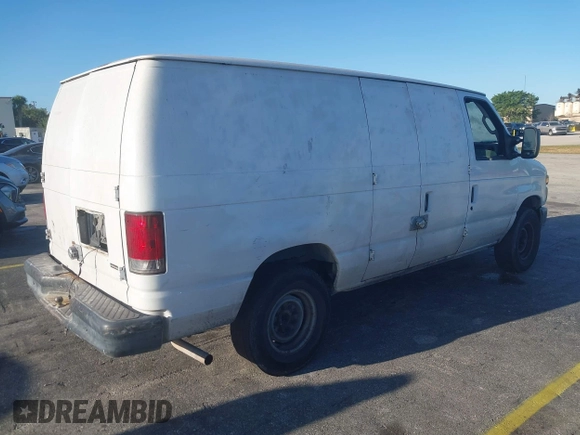 2011 Ford Econoline Cargo Commercial with VIN 1FTNE2EW8BDA84595, listed as a IAAI auction lot 41795228 with 316,856 mi miles. Bid and sale history available at carsss.com. Image 4.
