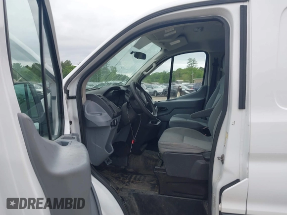 2015 Ford Transit Cargo с VIN 1FTNR1ZM4FKA85817, выставлен на аукционе IAAI как лот 42296872 с пробегом 147 337 миль миль и . История ставок и продаж доступна на DreamBid. Изображение 5.