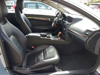 2013 Mercedes-Benz E 350 with VIN WDDKK5KF4DF200471, listed as a IAAI auction lot 42046633 with 76,116 mi miles and . Bid and sale history available at DreamBid. Image 5.