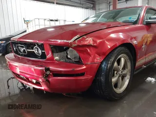 2006 Ford Mustang Standard with VIN 1ZVHT80N865227465, listed as a IAAI auction lot 41272926 with 134,695 mi miles. Bid and sale history available at carsss.com. Image 6.