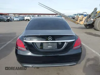 2019 Mercedes-Benz C 300 with VIN WDDWF8DB3KR512990, listed as a IAAI auction lot 40946726 with 116,494 mi miles and . Bid and sale history available at DreamBid. Image 16.