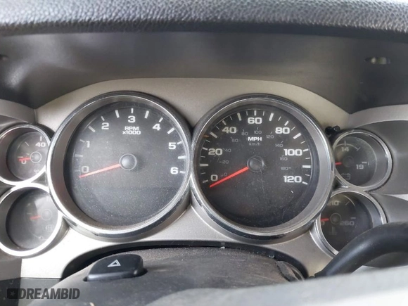 2012 Chevrolet Silverado 1500 LT with VIN 3GCPCSEA4CG203959, listed as a IAAI auction lot 42037697 with 1 mi miles. Bid and sale history available at carsss.com. Image 7.