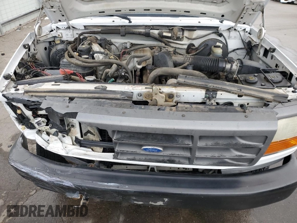 1996 Ford F-150 with VIN 1FTEF14Y2TLA02667, listed as a Copart auction lot 49686735 with 143,197 mi miles and Clean title. Bid and sale history available at DreamBid. Image 11.