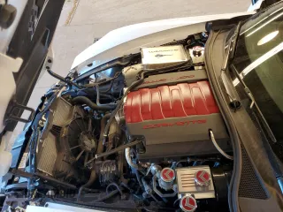 2015 Chevrolet Corvette Z51 3LT with VIN 1G1YM2D76F5121243, listed as a Copart auction lot 77262174 with 47,397 mi miles and Salvage title. Bid and sale history available at DreamBid. Image 11.
