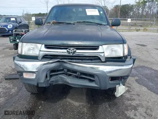 2001 Toyota 4Runner SR5 with VIN JT3GN86R610200682, listed as a IAAI auction lot 41660291 with 248,865 mi miles. Bid and sale history available at carsss.com. Image 6.