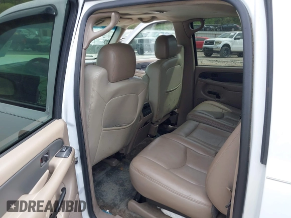2003 Chevrolet Avalanche with VIN 3GNEC13TX3G290148, listed as a IAAI auction lot 41966678 with 259,476 mi miles and . Bid and sale history available at DreamBid. Image 8.