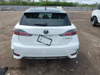 2014 Lexus CT 200h z VIN JTHKD5BH4E2198864, wystawiony jako IAAI lot #42083972 z przebiegiem 148 555 mil mil oraz . Historia ofert i sprzedaży dostępna na DreamBid. Obrazek 16.