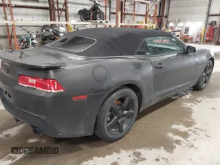 2015 Chevrolet Camaro LT z VIN 2G1FD3D36F9297982, wystawiony jako IAAI lot #41853827 z przebiegiem 90 503 mil mil oraz . Historia ofert i sprzedaży dostępna na DreamBid. Obrazek 4.