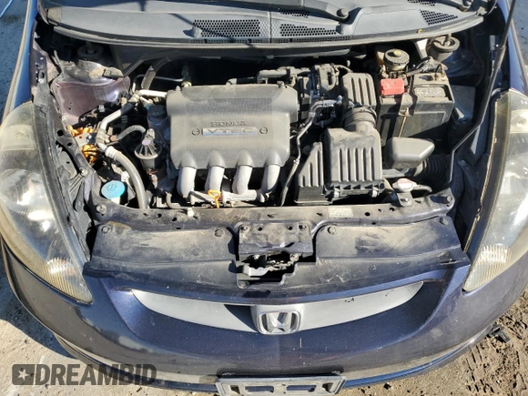 2008 Honda Fit Sport with VIN JHMGD38628S069820, listed as a Copart auction lot 73737234 with 276,955 mi miles and Salvage Title. Bid and sale history available at carsss.com. Image 13.