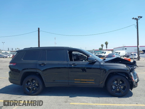 2025 Jeep Grand Cherokee Limited с VIN 1C4RJKBG1S8646906, выставлен на аукционе IAAI как лот 42466166 с пробегом 2 151 миль миль и . История ставок и продаж доступна на DreamBid. Изображение 13.