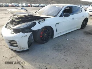 2016 Porsche Panamera GTS z VIN WP0AF2A74GL081443, wystawiony jako Copart lot #47668795 z przebiegiem Nie podano mil oraz Szkoda całkowita • Salvage title. Historia ofert i sprzedaży dostępna na DreamBid. Obrazek 1.