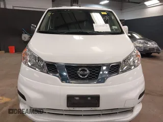 2017 Nissan NV200 SV с VIN 3N6CM0KN8HK707990, выставлен на аукционе IAAI как лот 42102673 с пробегом 68 192 миль миль и . История ставок и продаж доступна на DreamBid. Изображение 12.