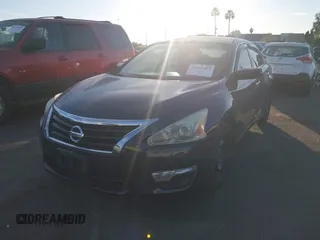 2015 Nissan Altima 2.5 S with VIN 1N4AL3AP3FC294757, listed as a IAAI auction lot 41417187 with 110,210 mi miles. Bid and sale history available at carsss.com. Image 2.