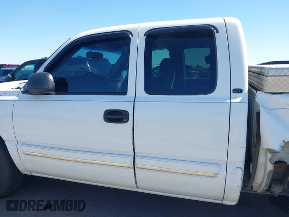 2006 Chevrolet Silverado 1500 LT1 with VIN 1GCEC19TX6Z130145, listed as a IAAI auction lot 41831016 with 122,540 mi miles and . Bid and sale history available at DreamBid. Image 14.