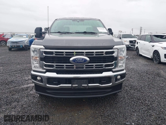 2024 Ford Super Duty F-250 SRW XL with VIN 1FT7W2BT5RED24013, listed as a IAAI auction lot 41206461 with 40,565 mi miles. Bid and sale history available at carsss.com. Image 12.