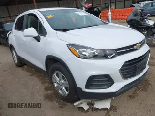 2020 Chevrolet Trax LS with VIN 3GNCJKSB3LL327950, listed as a IAAI auction lot 41827458 with 14,824 mi miles. Bid and sale history available at carsss.com. Image 1.