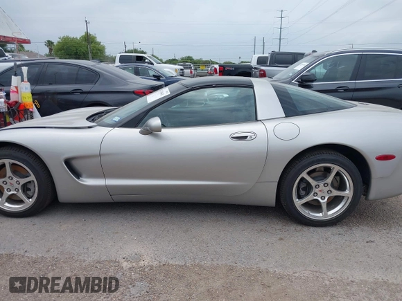 2004 Chevrolet Corvette with VIN 1G1YY22G645132408, listed as a IAAI auction lot 42110641 with 32,707 mi miles and . Bid and sale history available at DreamBid. Image 14.