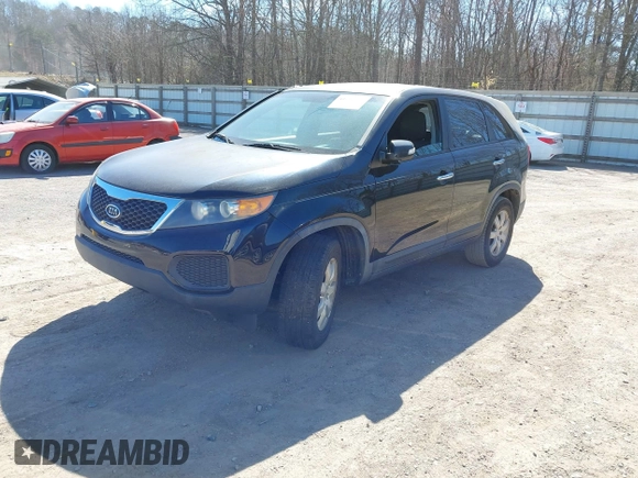 2011 Kia Sorento LX with VIN 5XYKT3A17BG012880, listed as a IAAI auction lot 41717232 with 196,571 mi miles. Bid and sale history available at carsss.com. Image 2.