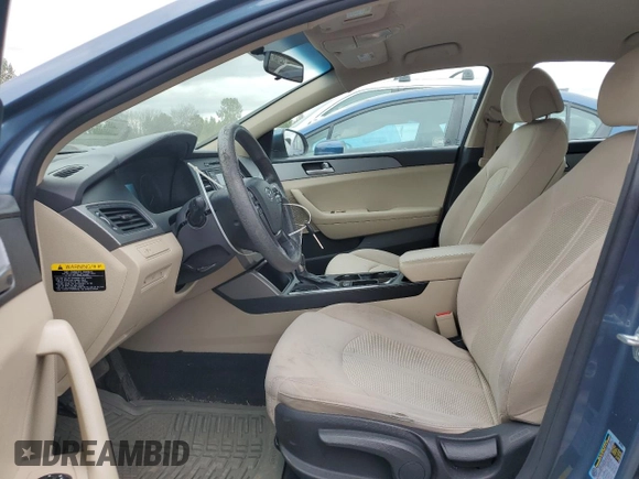 2015 Hyundai Sonata SE z VIN 5NPE24AF7FH125616, wystawiony jako Copart lot #54367015 z przebiegiem 146 971 mil mil oraz Szkoda całkowita • Salvage title. Historia ofert i sprzedaży dostępna na DreamBid. Obrazek 7.