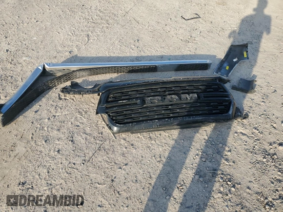 2022 Ram 1500 Lone Star with VIN 1C6RREFT9NN358517, listed as a Copart auction lot 55122125 with 60,587 mi miles and Salvage title. Bid and sale history available at DreamBid. Image 12.