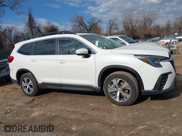 2024 Subaru Ascent Premium z VIN 4S4WMAED9R3458045, wystawiony jako IAAI lot #41660195 z przebiegiem 9 841 mil mil oraz . Historia ofert i sprzedaży dostępna na DreamBid. Obrazek 13.
