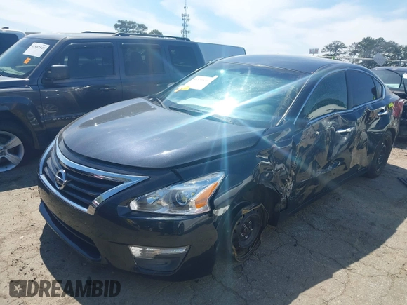 2013 Nissan Altima 2.5 S with VIN 1N4AL3AP8DC914998, listed as a IAAI auction lot 41839546 with 110,807 mi miles and . Bid and sale history available at carsss.com. Image 6.