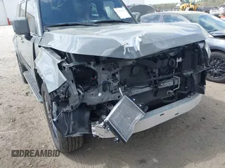 2024 Lexus GX 550 Luxury z VIN JTJVBCDX6R5010778, wystawiony jako IAAI lot #41902851 z przebiegiem 14 133 mil mil oraz . Historia ofert i sprzedaży dostępna na DreamBid. Obrazek 6.