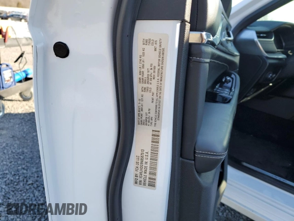 2022 Jeep Grand Cherokee Overland z VIN 1C4RJHDG9N8587513, wystawiony jako Copart lot #50424885 z przebiegiem 39 749 mil mil oraz Szkoda całkowita • Salvage title. Historia ofert i sprzedaży dostępna na DreamBid. Obrazek 13.