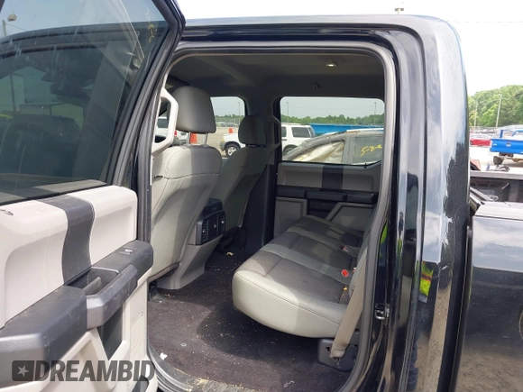 2016 Ford F-150 XL with VIN 1FTEW1CP5GKD07553, listed as a IAAI auction lot 42291270 with 204,909 mi miles and . Bid and sale history available at DreamBid. Image 8.