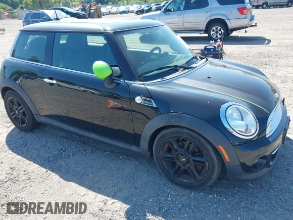 2013 MINI Hardtop with VIN WMWSU3C54DT689273, listed as a IAAI auction lot 42501517 with 100,194 mi miles and . Bid and sale history available at DreamBid. Image 1.