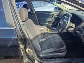 2002 GMC Yukon SLT with VIN 1GKEC13T22R316561, listed as a Copart auction lot 88336295 with 235,402 mi miles and Clean Title. Bid and sale history available at carsss.com. Image 5.