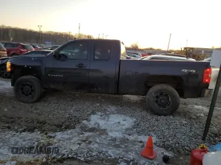 2010 Chevrolet Silverado 1500 LS with VIN 1GCSKREA1AZ251583, listed as a Copart auction lot 88439755 with 172,323 mi miles and Non Repairable. Bid and sale history available at DreamBid. Image 2.