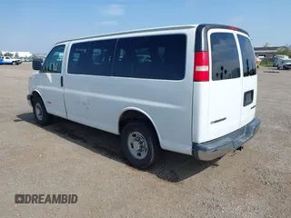 2006 Chevrolet Express Passenger with VIN 1GAHG35U061192639, listed as a IAAI auction lot 42465565 with 208,587 mi miles and . Bid and sale history available at DreamBid. Image 3.