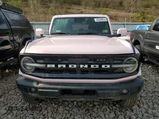 2022 Ford Bronco with VIN 1FMDE5BH3NLB86332, listed as a Copart auction lot 46548915 with 0 mi miles and Salvage Title. Bid and sale history available at carsss.com. Image 5.