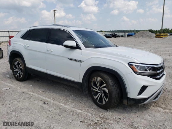 2021 Volkswagen Atlas Cross Sport 3.6L V6 SEL Premium with VIN 1V2TE2CA6MC209907, listed as a Copart auction lot 60381103 with 33,895 mi miles. Bid and sale history available at carsss.com. Image 4.
