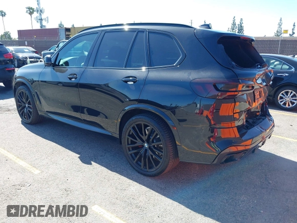 2021 BMW X5 xDrive40i with VIN 5UXCR6C02M9F86589, listed as a IAAI auction lot 42323169 with 44,291 mi miles and . Bid and sale history available at DreamBid. Image 3.