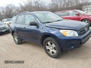 2006 Toyota RAV4 with VIN JTMZD33V466008337, listed as a IAAI auction lot 41916030 with 121,022 mi miles. Bid and sale history available at carsss.com. Image 1.