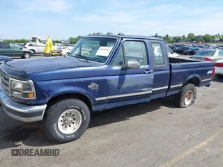 1994 Ford F-150 with VIN 1FTEX14N5RKA40427, listed as a IAAI auction lot 42100522 with 202,585 mi miles. Bid and sale history available at carsss.com. Image 2.