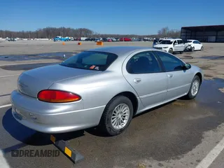 2004 Chrysler Concorde LXi z VIN 2C3HD36M64H664439, wystawiony jako IAAI lot #41661445 z przebiegiem 146 114 mil mil oraz . Historia ofert i sprzedaży dostępna na DreamBid. Obrazek 4.