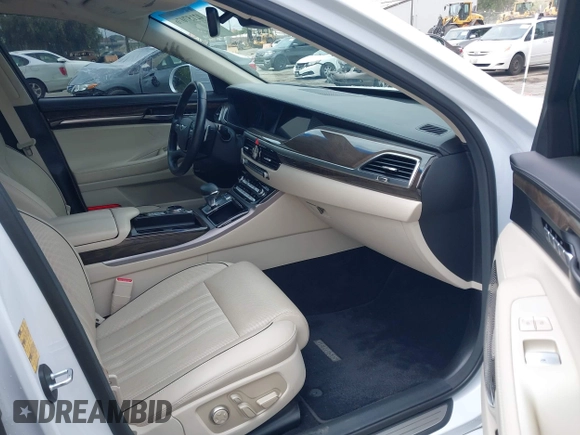 2019 Genesis G90 Premium with VIN KMTF34JA4KU061686, listed as a IAAI auction lot 42157076 with 27,359 mi miles and . Bid and sale history available at DreamBid. Image 5.