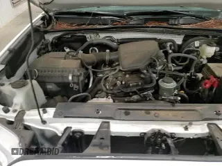 2023 Toyota Tacoma SR with VIN 3TYRX5GN2PT073660, listed as a Copart auction lot 86255095 with 17,213 mi miles and Salvage title. Bid and sale history available at DreamBid. Image 14.